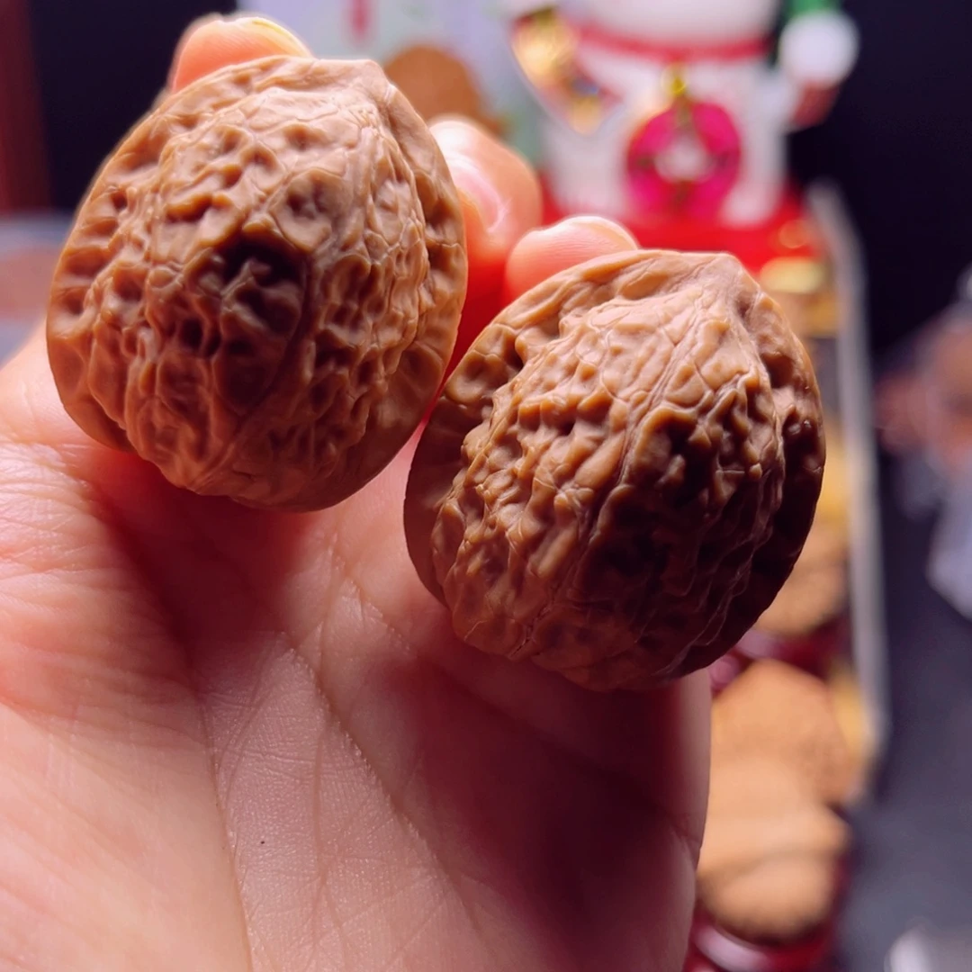 大叶紫檀（黑酸枝木类）平谷舍利货头