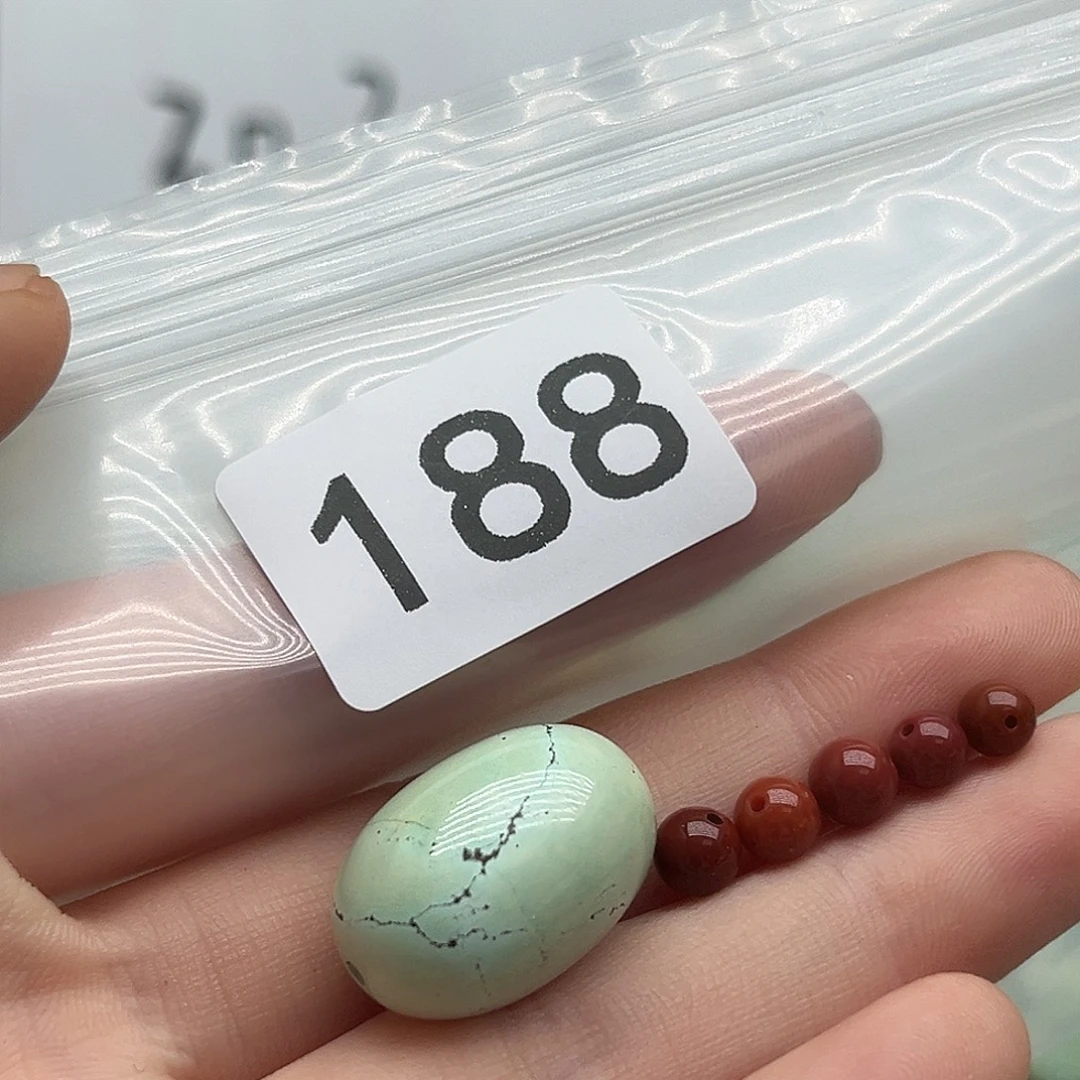 时***行南红玛瑙未镶嵌珠宝奇石