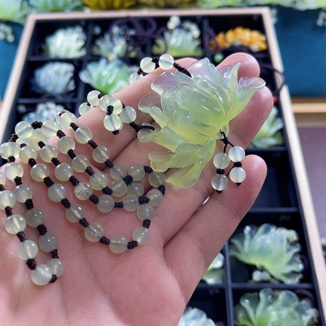 蛇纹石玉颈饰未镶嵌《***》