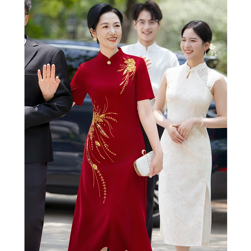 红色结婚喜婆婆婚宴装2025新款喜妈妈夏装婚礼服装订婚妈妈装旗袍