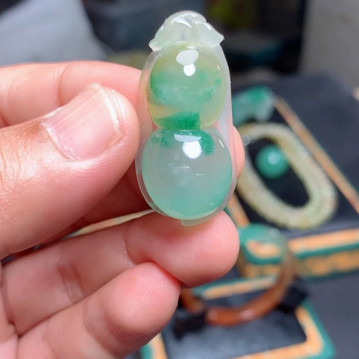 石英质玉未镶嵌吊坠(不含链)