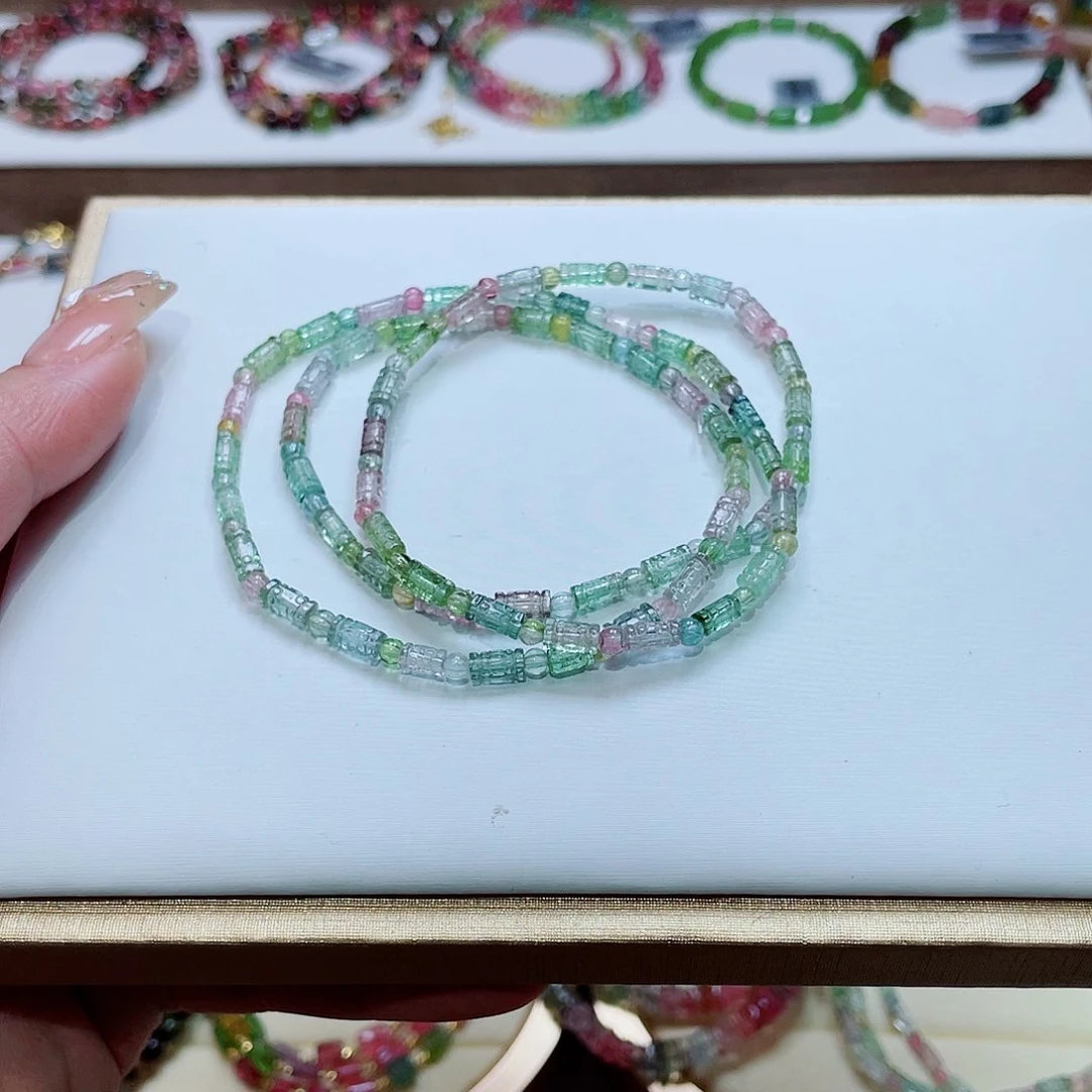 碧玺颈饰未镶嵌多样性发其一