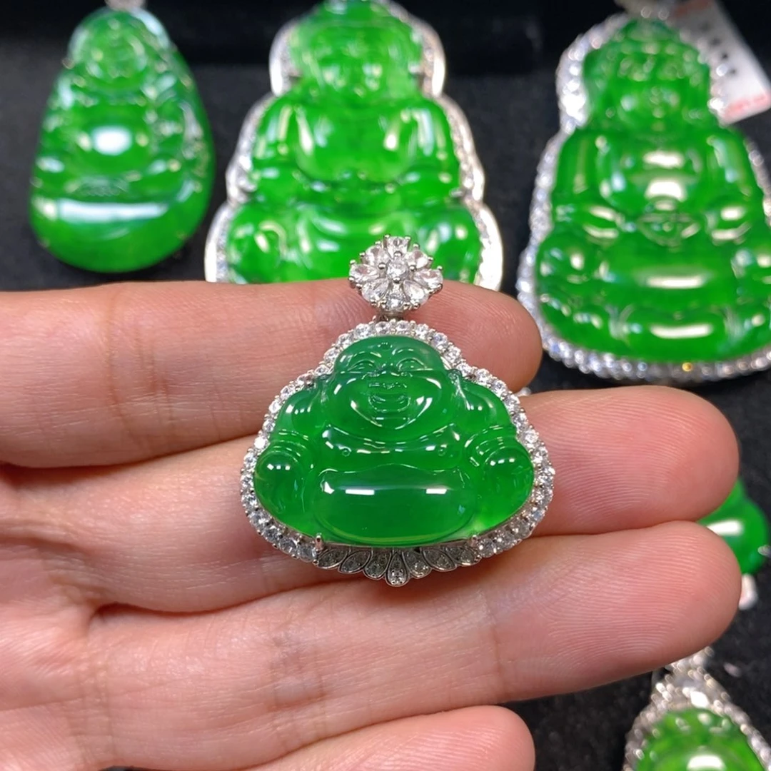 颈饰银S925镶嵌翡翠佛公吊坠