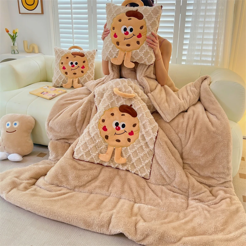 卡通长毛绒加厚抱枕被子两用折叠多功能汽车靠垫枕头被子二合一