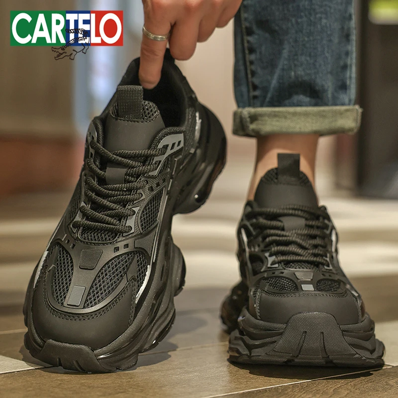 卡帝乐鳄鱼男鞋夏季2025新款透气潮鞋耐磨缓震网面黑色休闲运动鞋