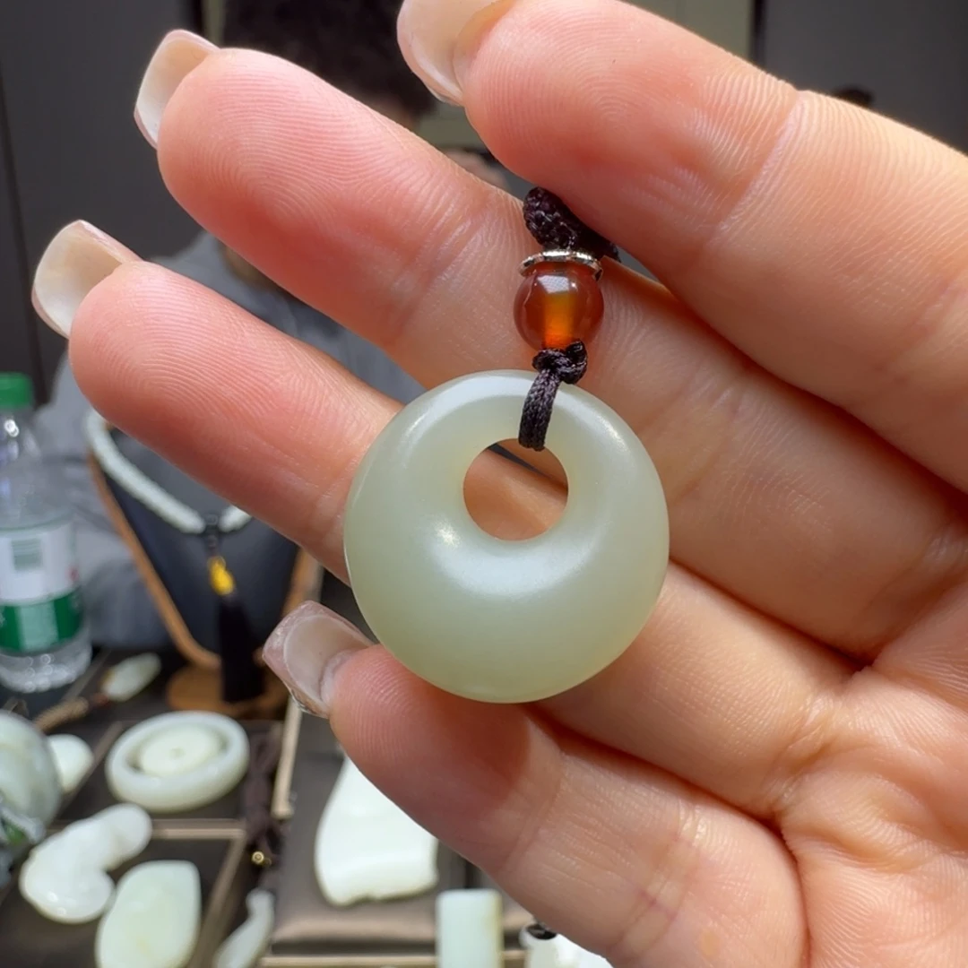 和田玉未镶嵌挂件对*起