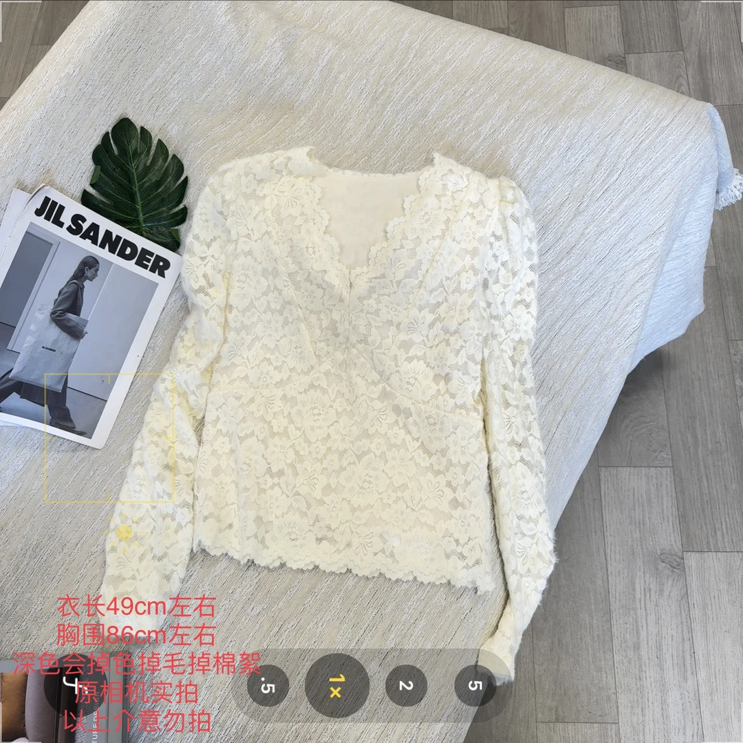 【大姐店】V领蕾丝磨毛打底4205