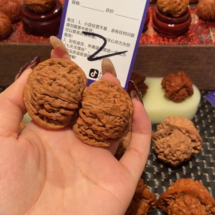 文玩核桃吊坠小*四座楼