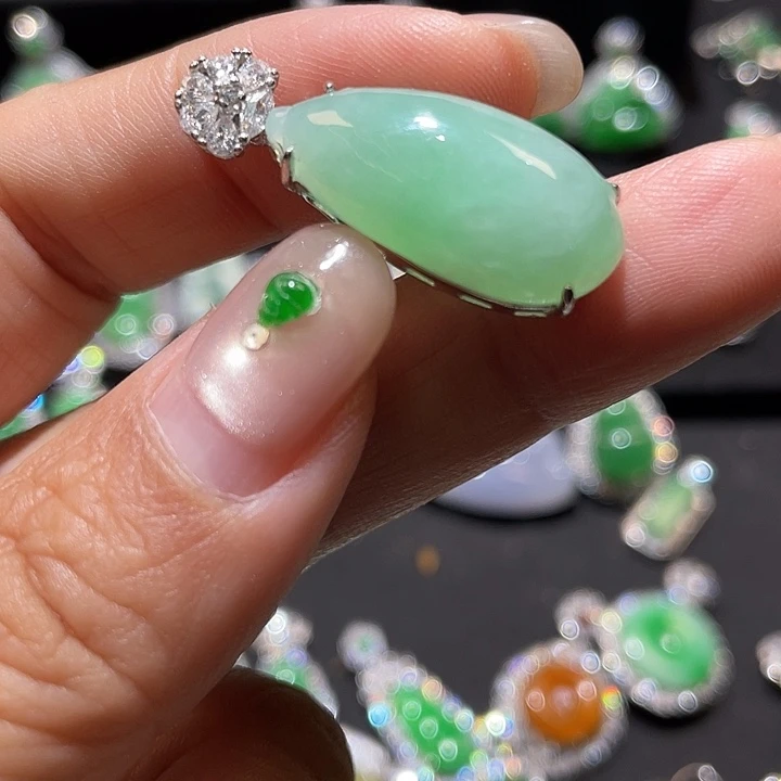 翡翠银S925镶嵌颈饰