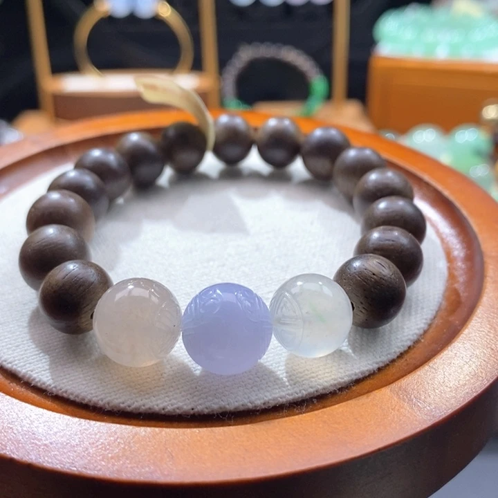 翡翠未镶嵌颈饰翡翠雕刻珠手串