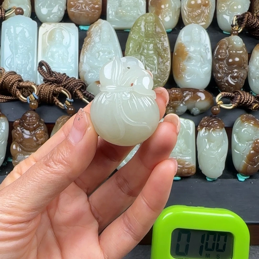 快***∽和田玉未镶嵌挂件