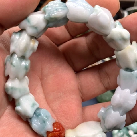 【闪购商品】颈饰未镶嵌翡翠