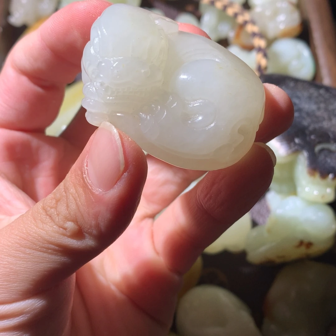和田玉（糖玉）未镶嵌挂件