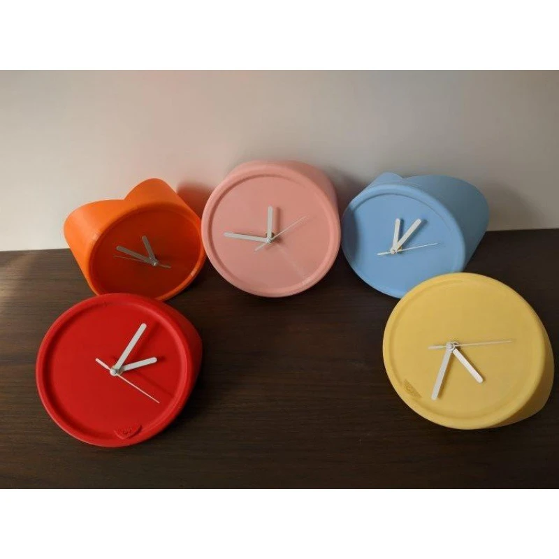 装饰静音挂钟客厅免艺术纯色现代墙角ins钟打孔阴角遮孔科技简约