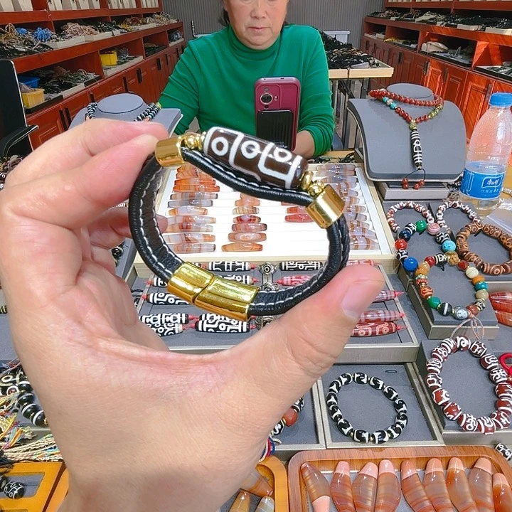 未镶嵌玛瑙/玉髓珠宝奇石