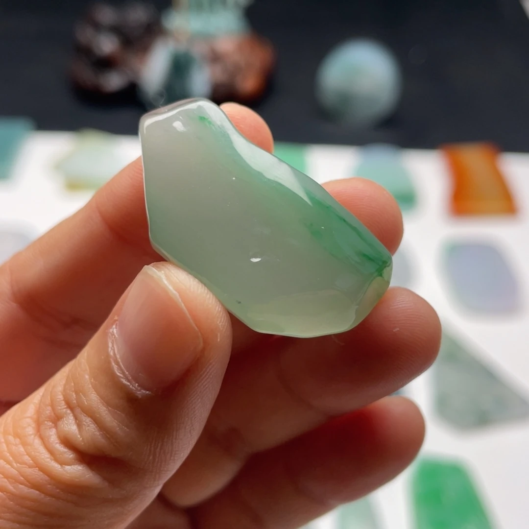 定制翡翠未镶嵌包工