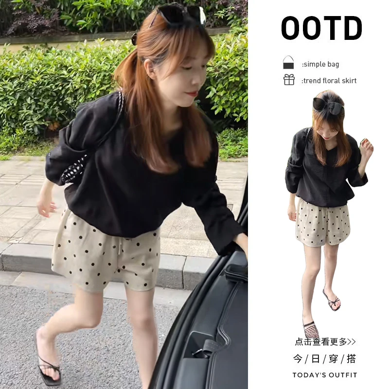 夏季穿搭一整套2025新款韩版黑色V领防晒衬衫高腰波点短裤两件套