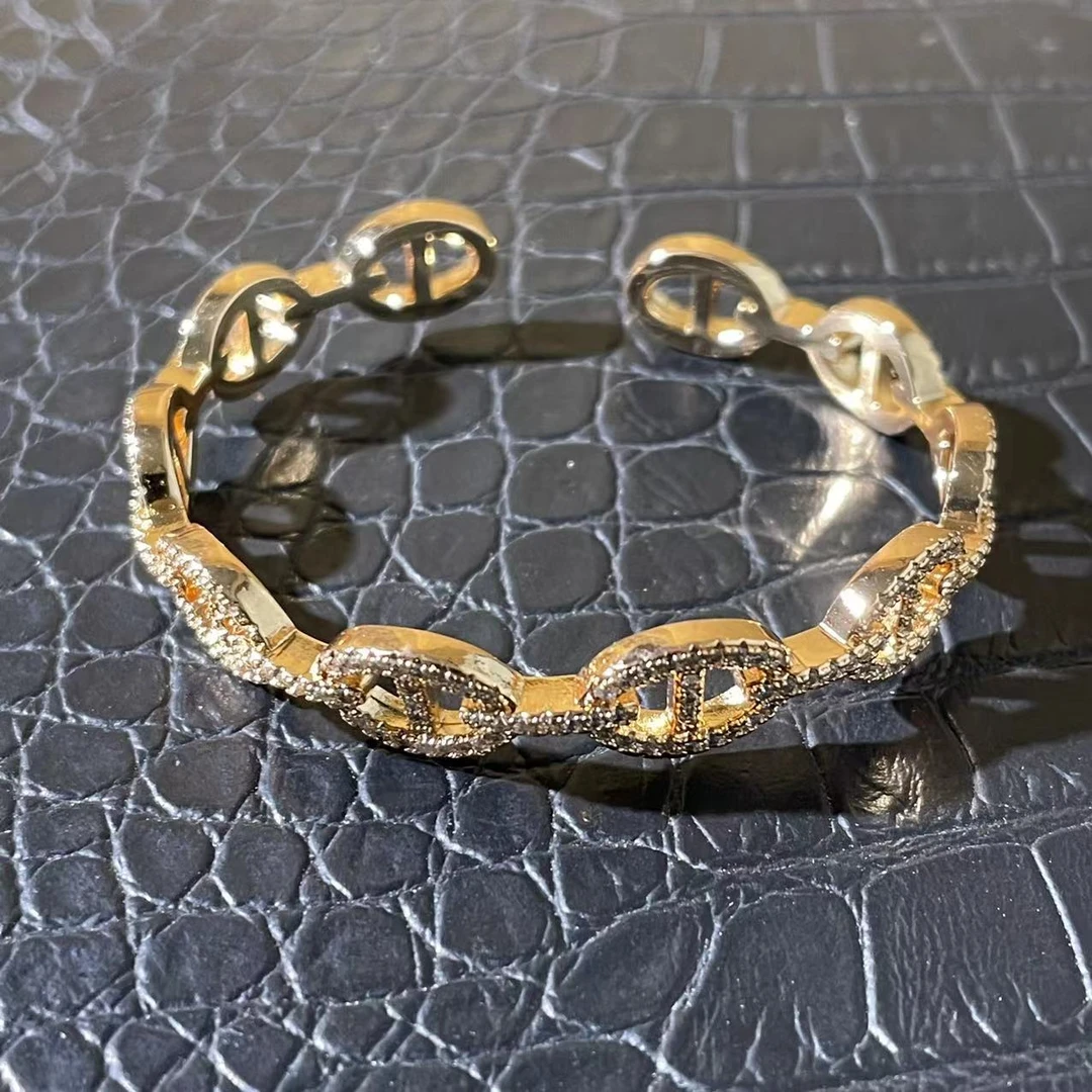 【高端定制】WA-1310时设计手镯坠多样性发一件