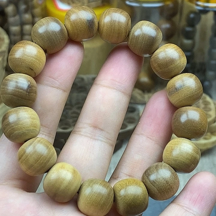 进***曲檀香木檀香木瑕疵老型手串13/14