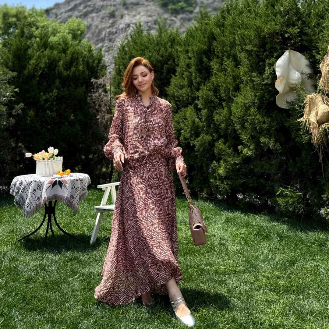 MUBINE 夏季款法式高端温柔风苎麻菱格印花两件套 2595