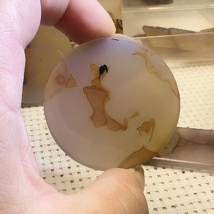 玛瑙/玉髓未镶嵌珠宝奇石