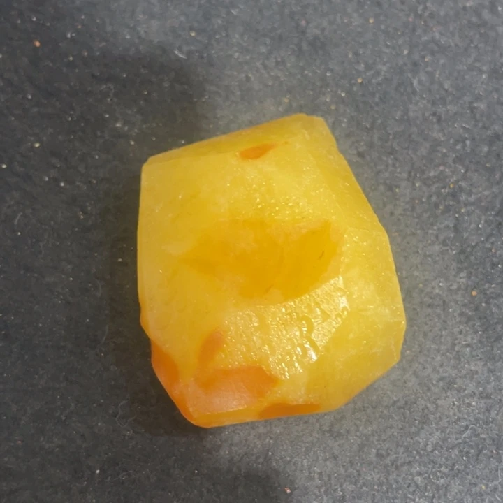 響***定制蜜蜡未镶嵌裸石