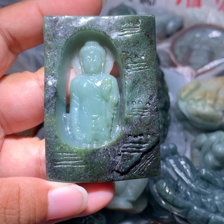 翡翠未镶嵌颈饰保真天然A货翡翠