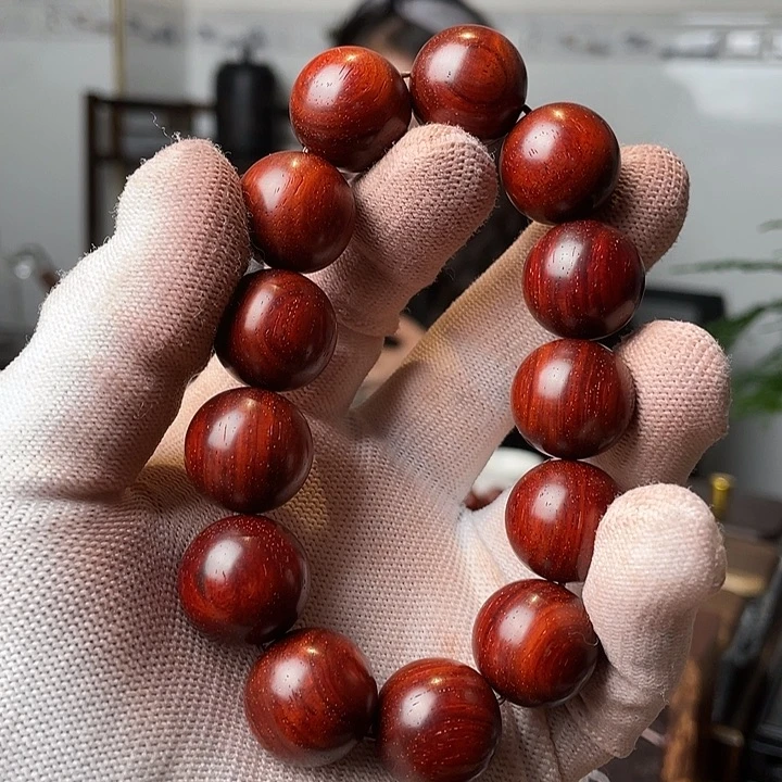 檀香紫檀（小叶紫檀）1.8帝王泥金星