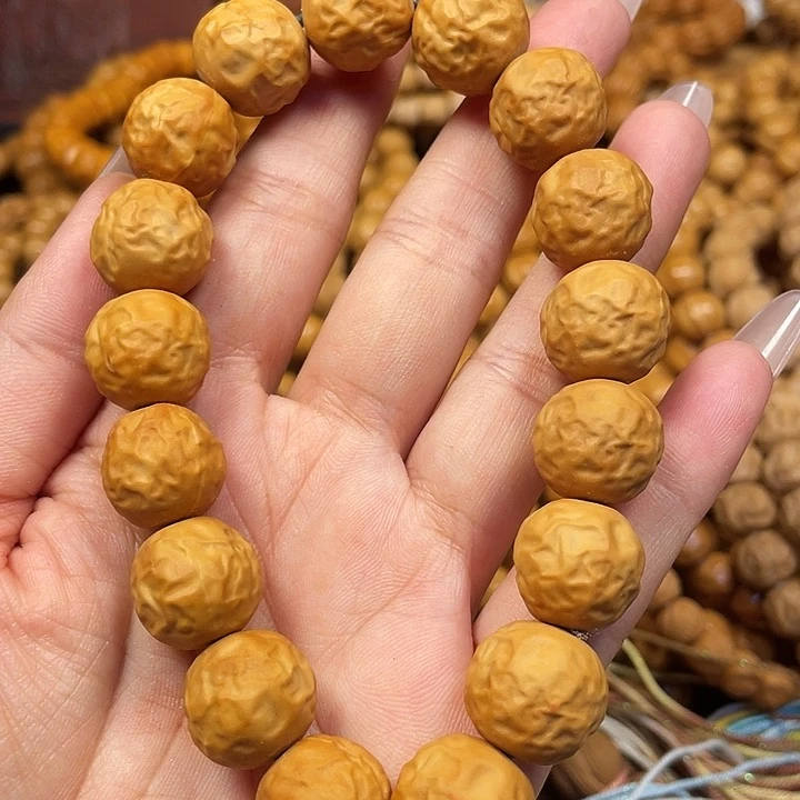 木猴头核桃大枣手持