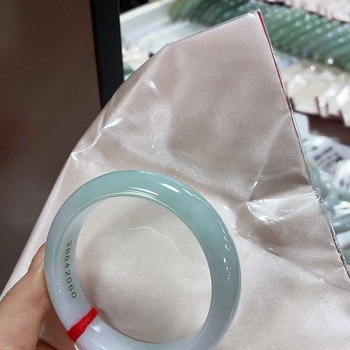 翡翠未镶嵌手镯天然翡翠手镯