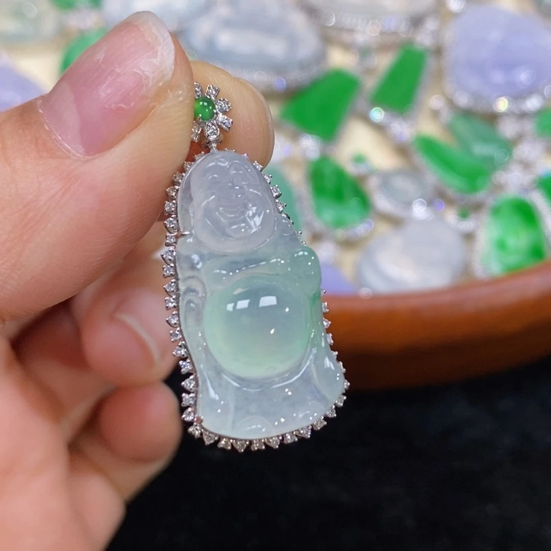 翡翠吊坠(赠链)18K金镶嵌