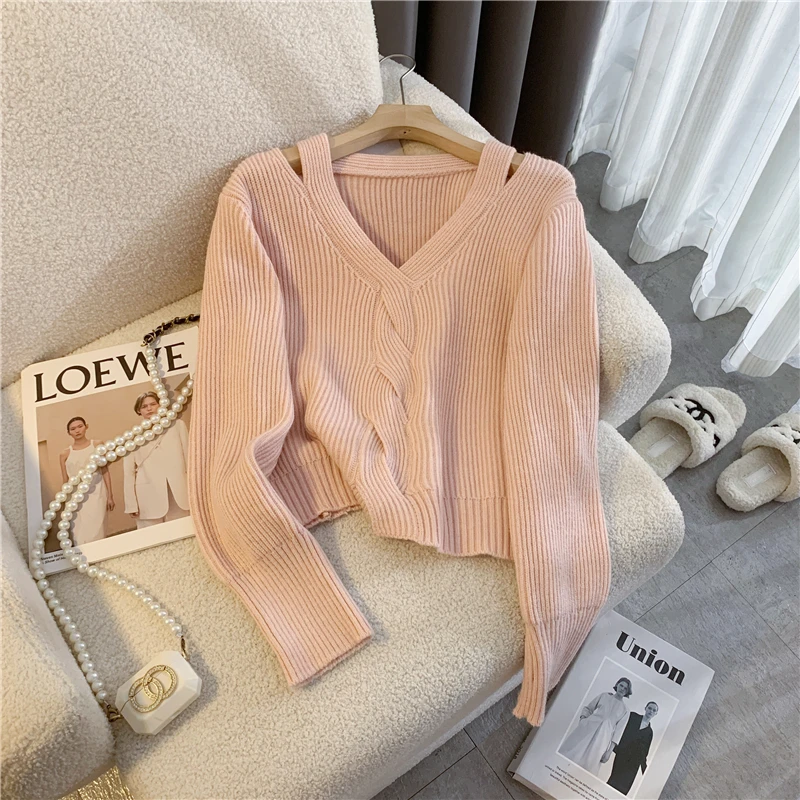 2025小心机简约甜美V领套头毛衣外穿针织打底衫修身上衣女