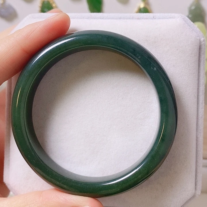 和田玉未镶嵌手镯圈口54