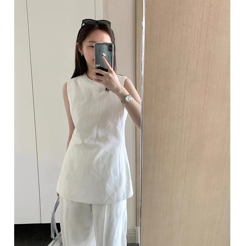 白色麻料套装女夏新款极简风高端休闲收腰马甲无袖上衣亚麻两件套