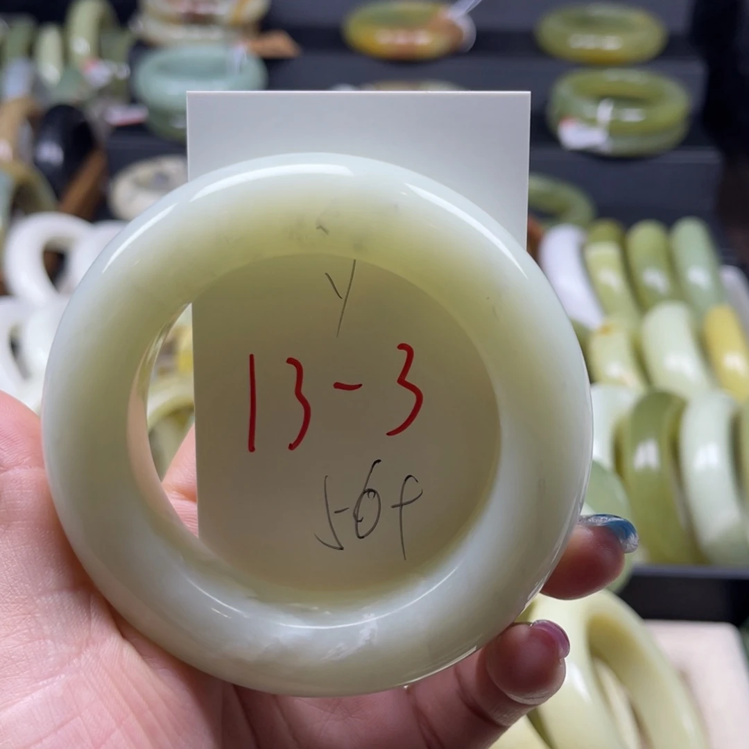 Y***蛇纹石玉未镶嵌手镯