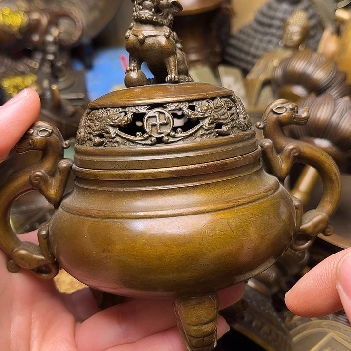 精美铜器批发档口