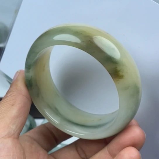 石英质玉（金丝玉）未镶嵌手镯