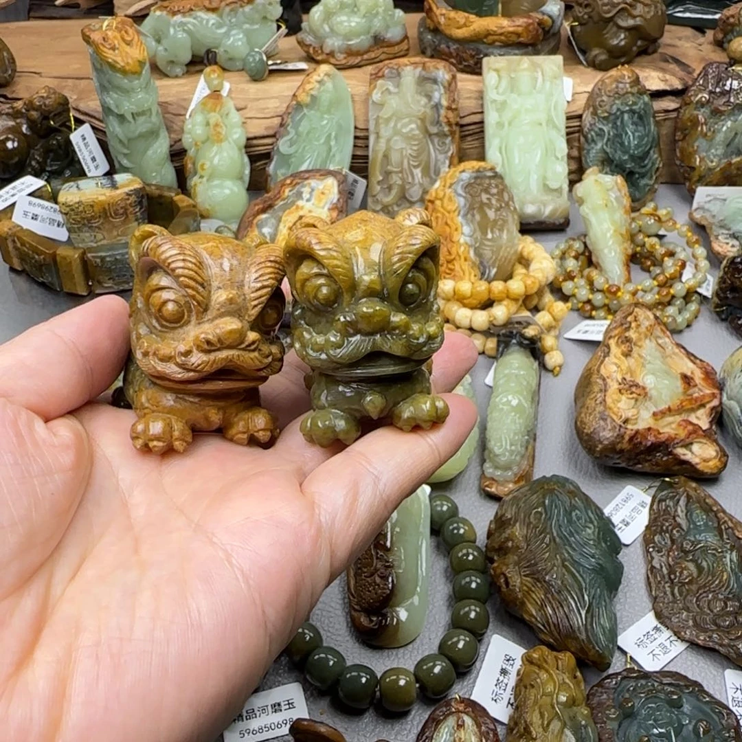 船***长岫岩河磨玉（透闪石质玉）未镶嵌珠宝奇石