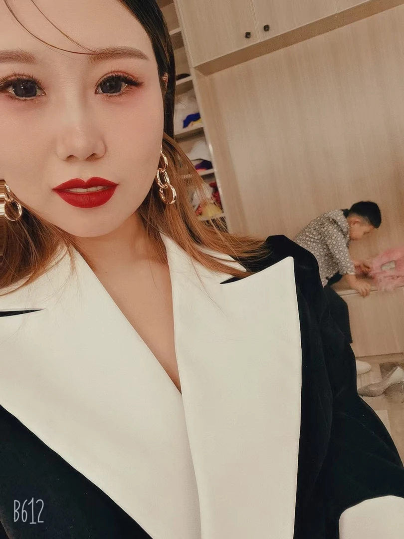 【六哥】高品质女装孤品捡漏美背毛衣连衣裙大衣外套