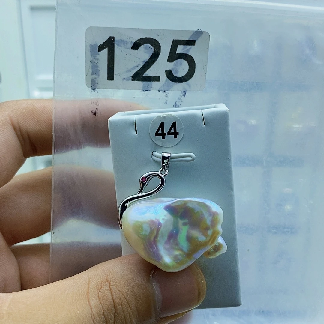 淡水珍珠合金颈饰