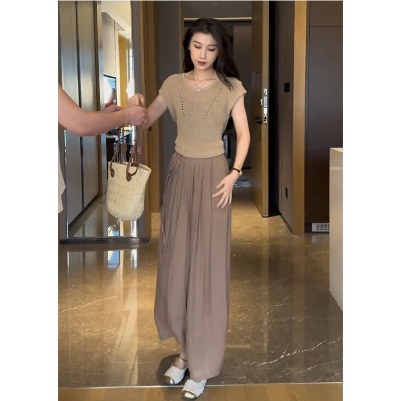 夏季温柔系穿搭女2025新款韩版时尚温柔法式上衣垂感阔腿裤两件套
