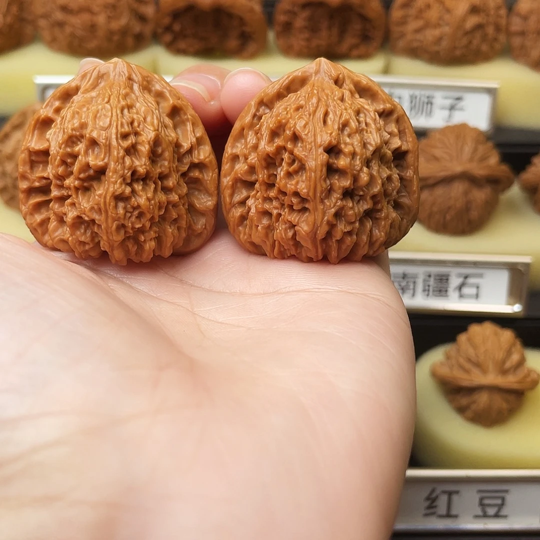 文玩核桃吊坠南疆38尺758