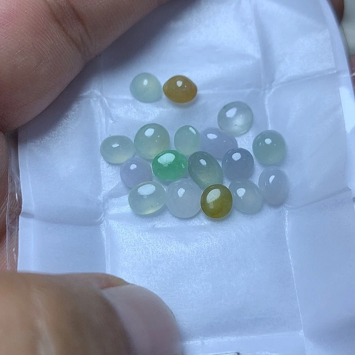 定制翡翠未镶嵌戒指