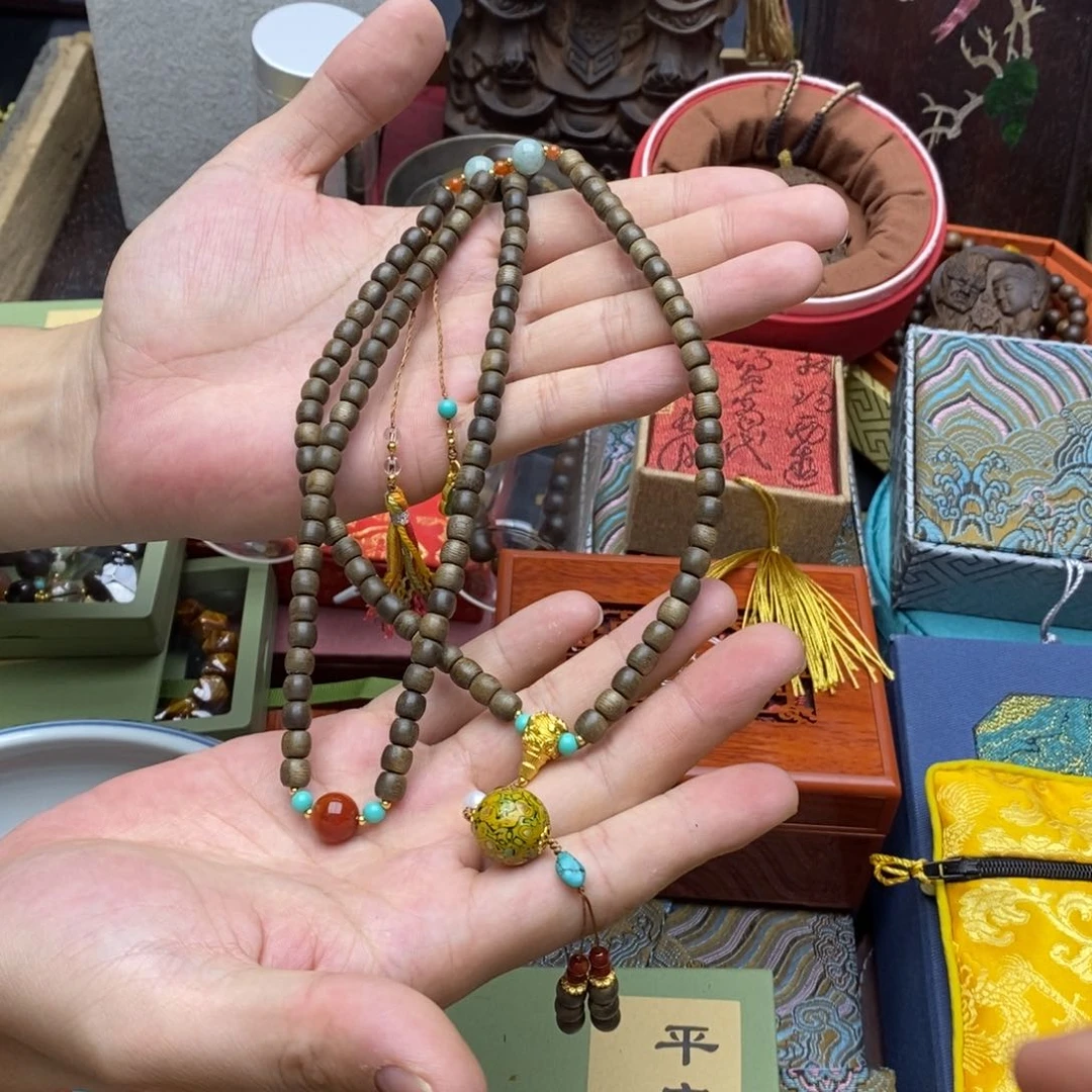 大叶紫檀（黑酸枝木类）