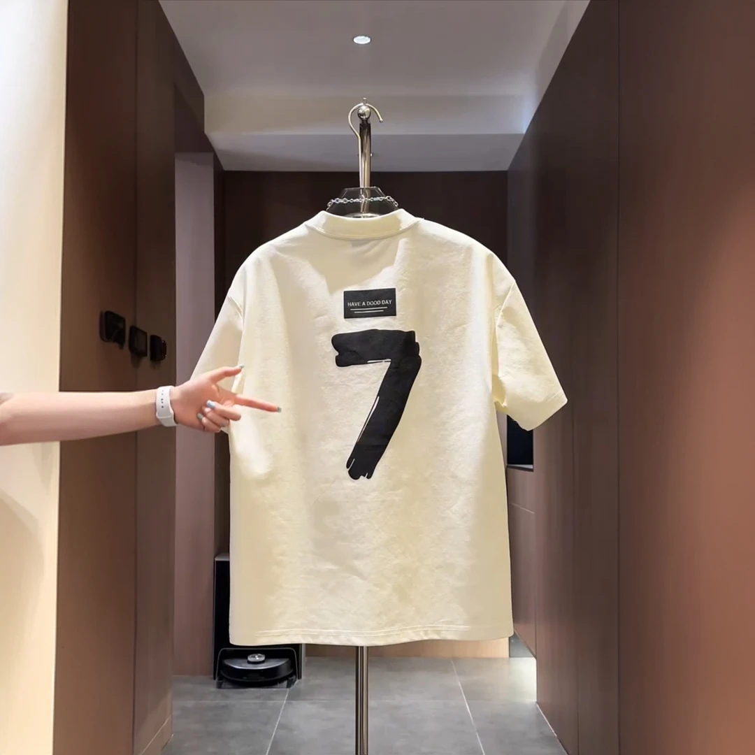 夏季新款男士短袖休闲2025数字印花圆领上衣百搭半袖潮牌打底T恤