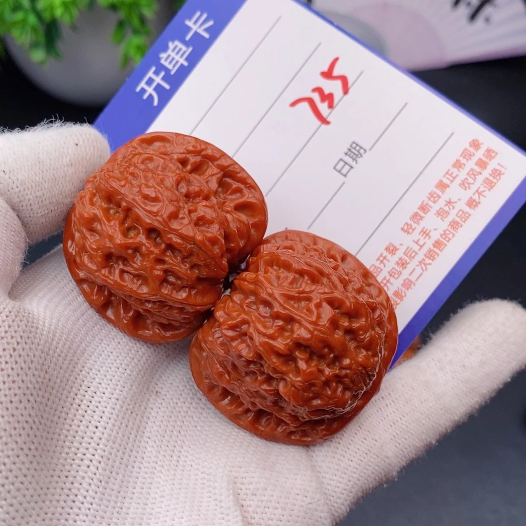 文玩核桃把件39血麒麟735