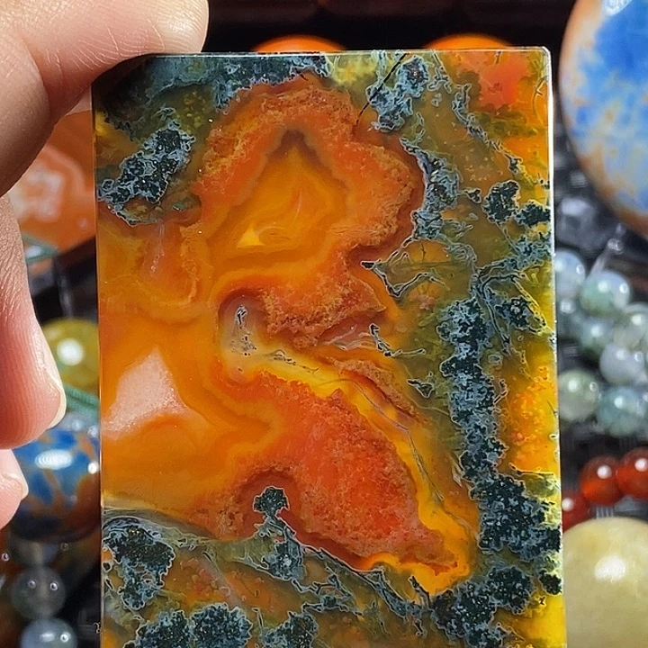 正***存玛瑙/玉髓未镶嵌颈饰