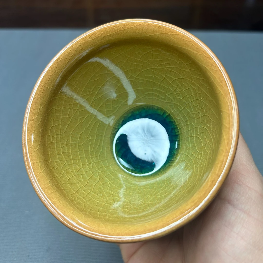 黄金玉冰裂绿冰底束口主人杯