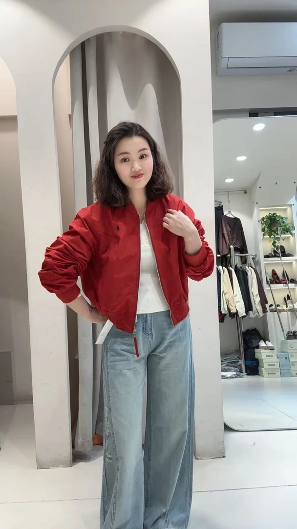 半边天家春季短款时尚休闲减龄款棒球服