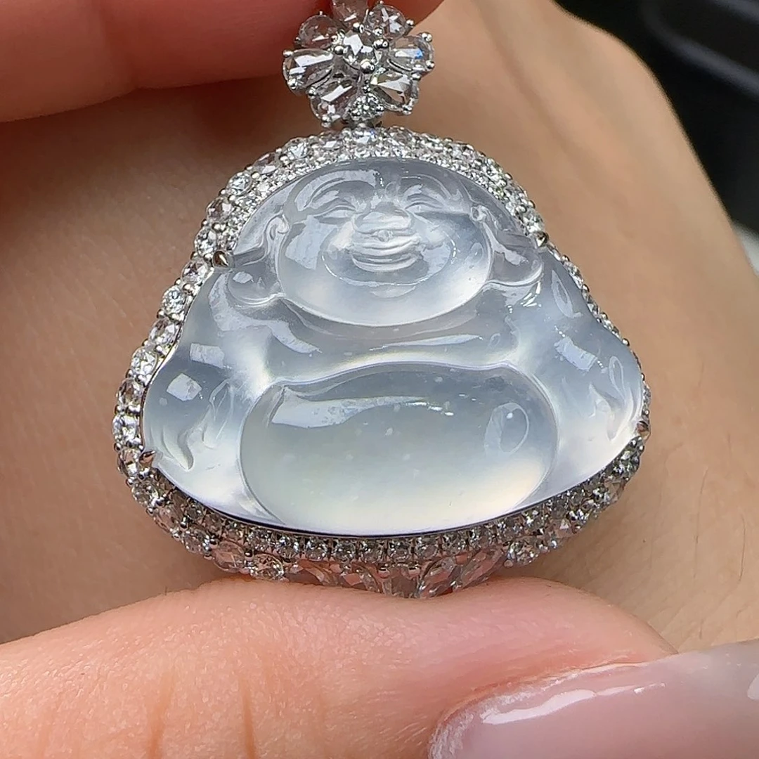 用***7翡翠18K金镶嵌颈饰天然翡翠